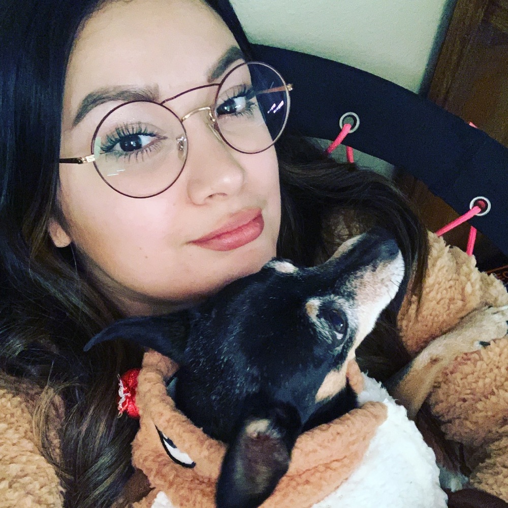 Meet your Posher, Cheri